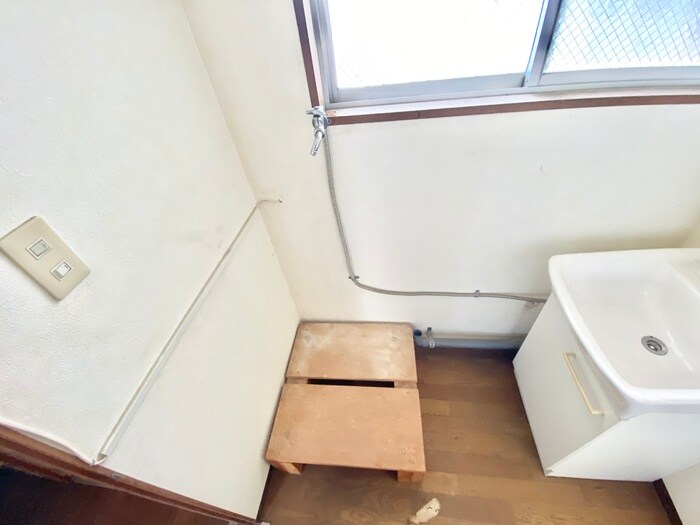 物件内観写真15　(洗濯機置場)