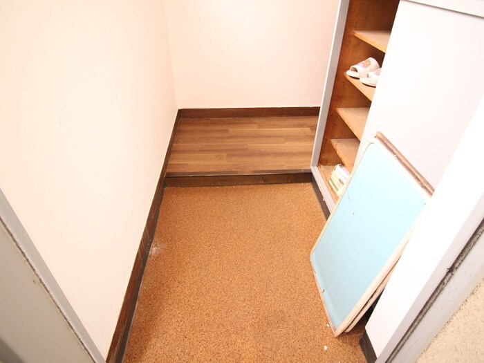 物件内観写真15　(靴箱)
