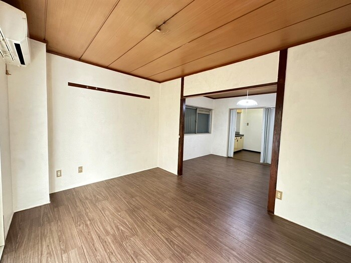 物件内観写真11　(居室)