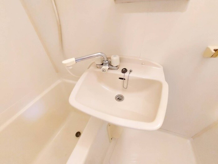 物件内観写真16　(洗面)