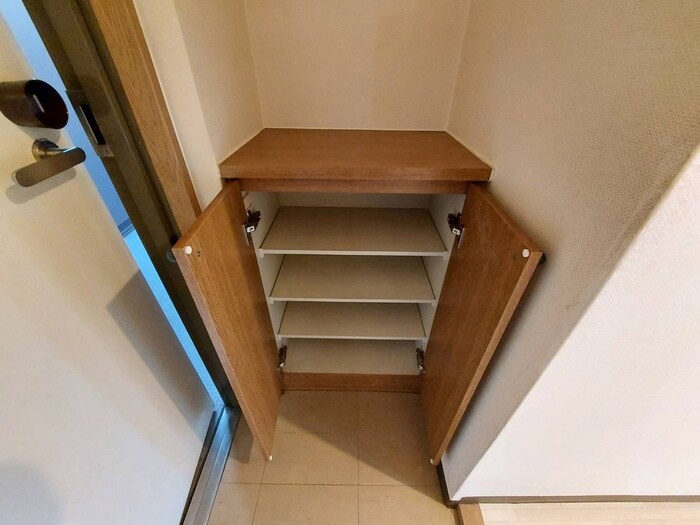物件内観写真19　(靴箱)