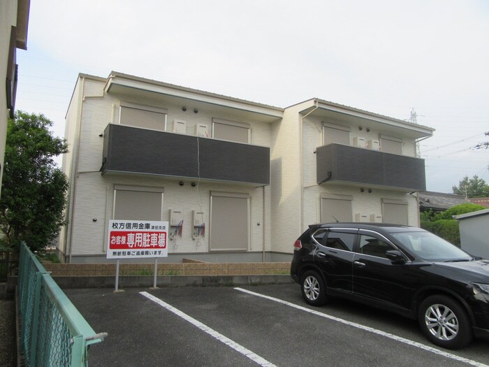 物件外観写真3　(外観写真)