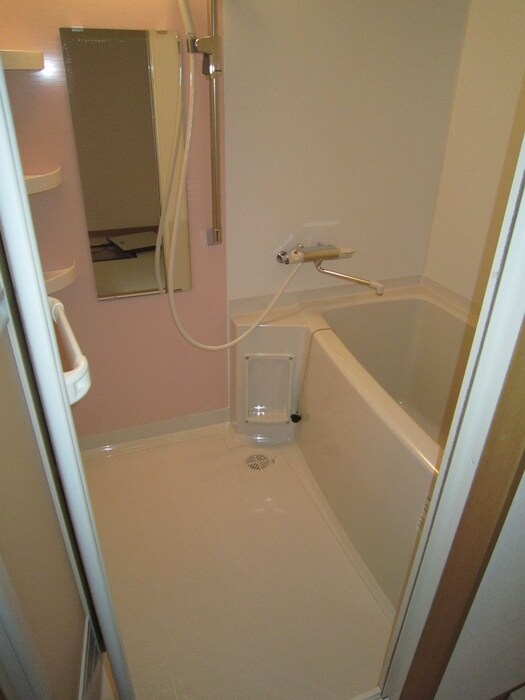 物件内観写真8　(バス／シャワールーム等)