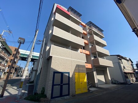 アルママ－テル外観写真