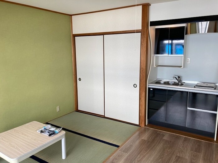 物件内観写真9　(居室)