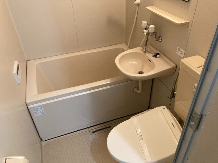 物件内観写真10　(バス／シャワールーム等)