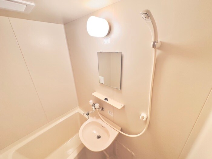 物件内観写真12　(洗面)