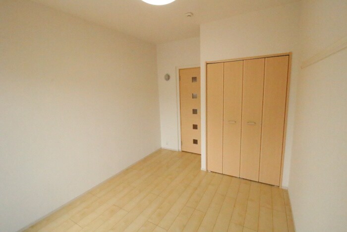 物件内観写真17　(室内からの展望)