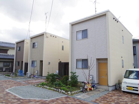 ル・フルールA棟外観写真