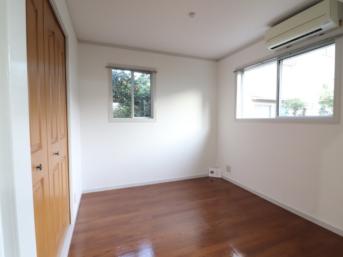 物件内観写真6　(居室)