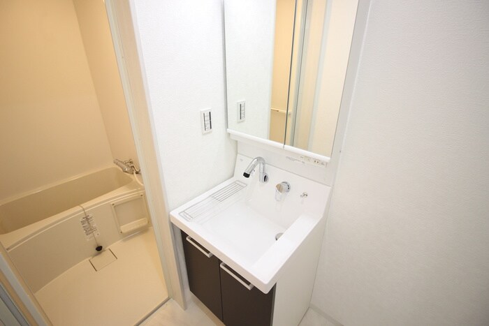 物件内観写真12　(洗面)