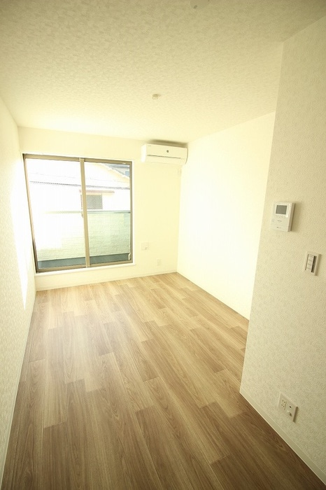 物件内観写真13　(居室)