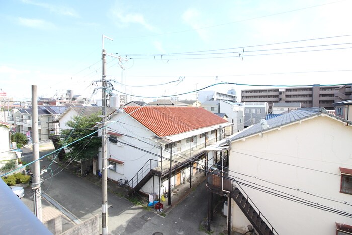 物件内観写真16　(室内からの展望)