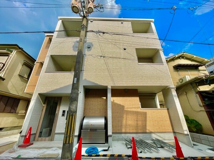 物件外観写真1　(外観写真)