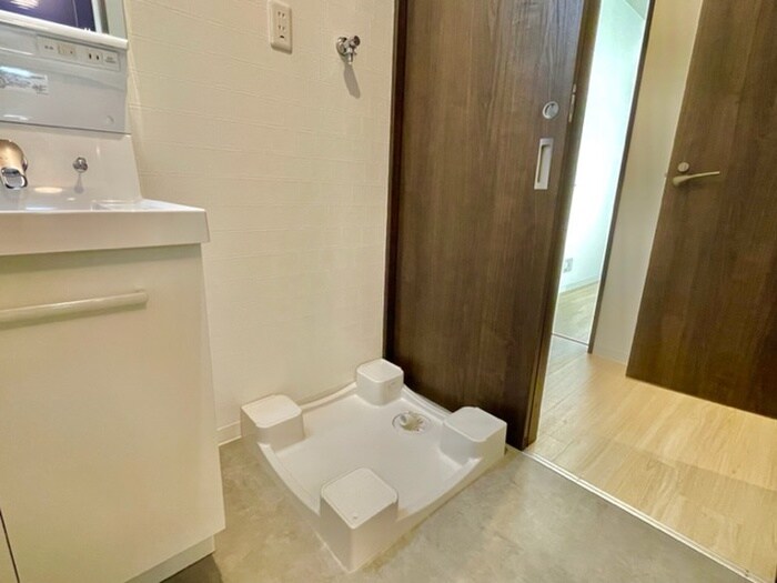 物件内観写真19　(洗濯機置場)