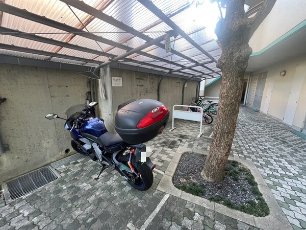 駐輪場