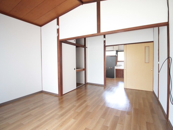 物件内観写真8　(居室)