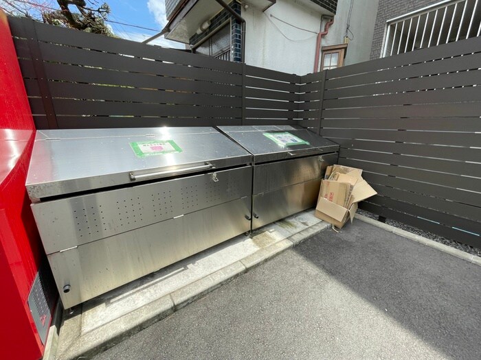 物件外観写真6　(建物設備)