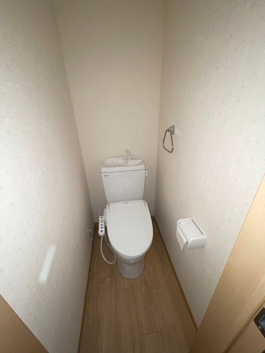 物件内観写真14　(トイレ)