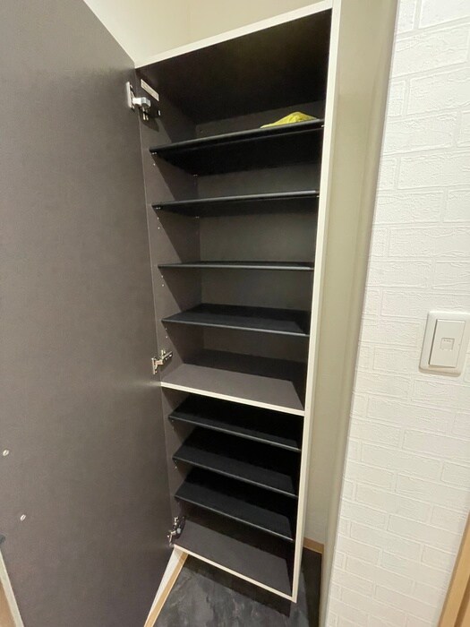 物件内観写真17　(靴箱)