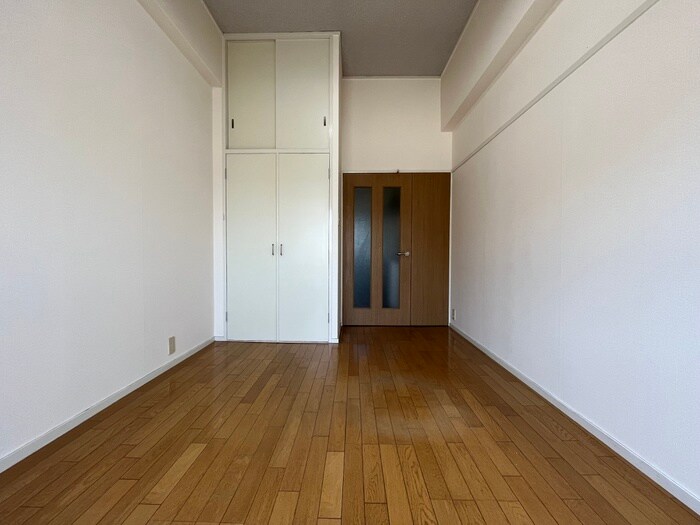 物件内観写真13　(居室)