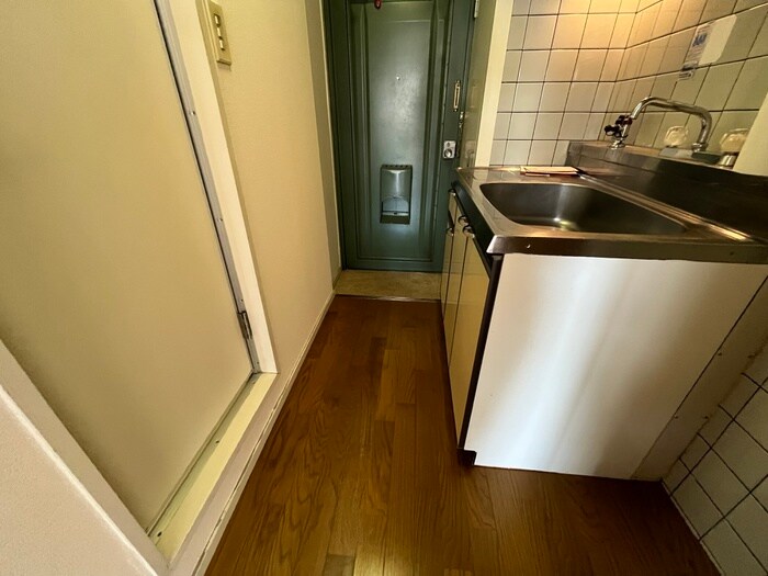 物件内観写真17　(廊下)