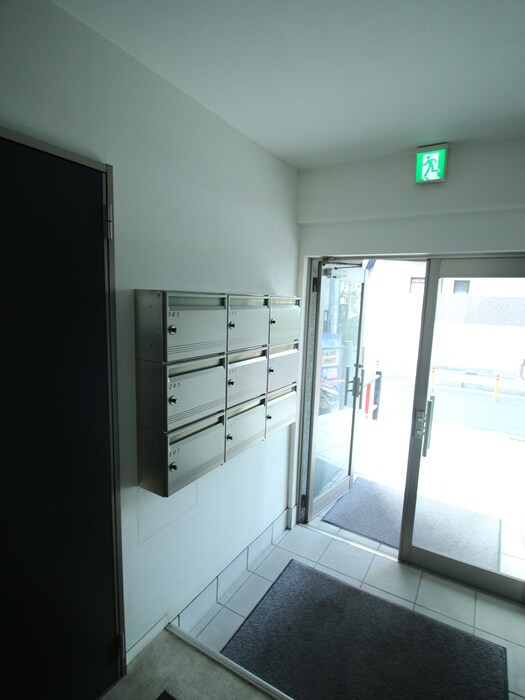 物件外観写真6　(建物設備)