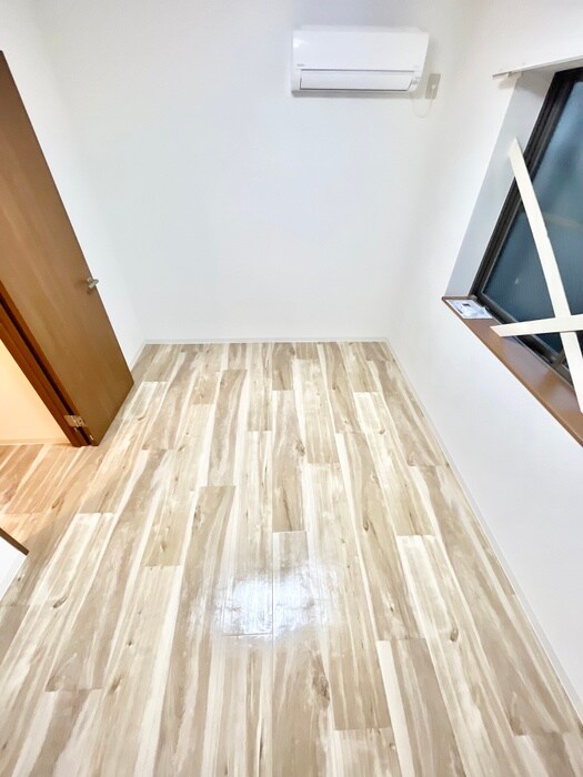 物件内観写真10　(居室)