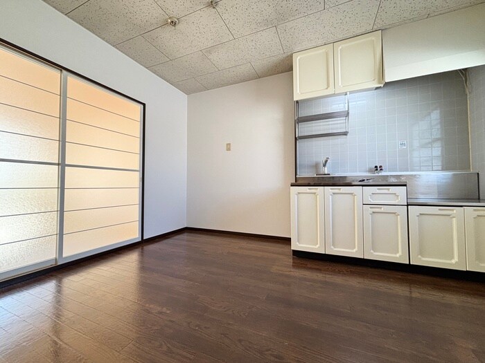 物件内観写真7　(居室)