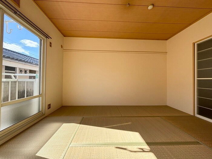 物件内観写真12　(居室)