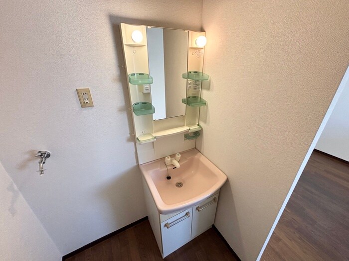 物件内観写真16　(洗面)