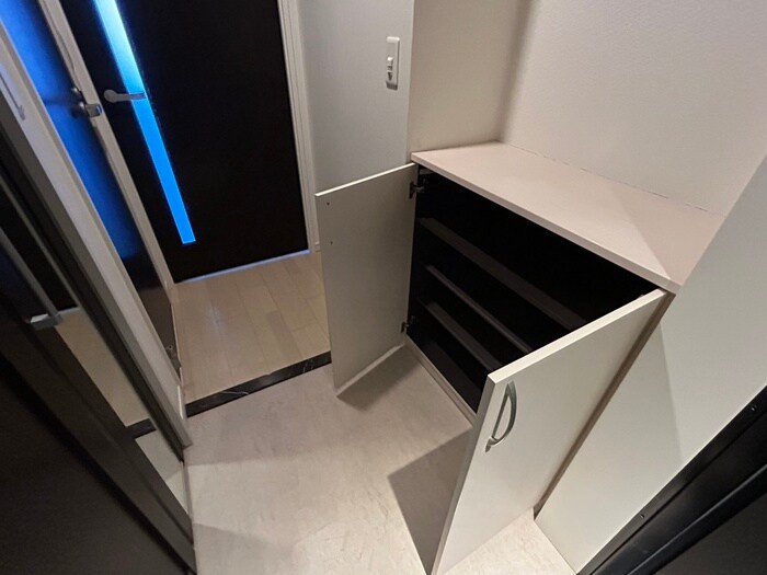 物件内観写真13　(靴箱)