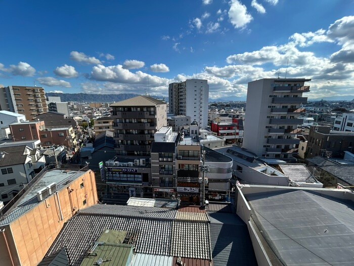 物件内観写真14　(室内からの展望)