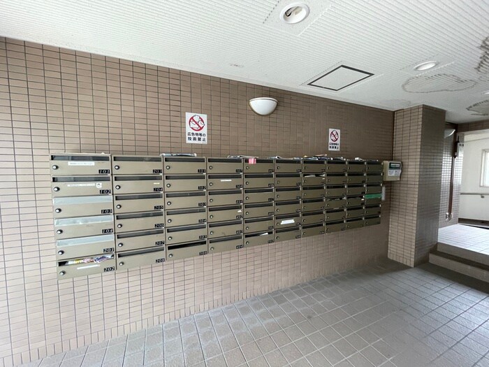 物件外観写真4　(建物設備)