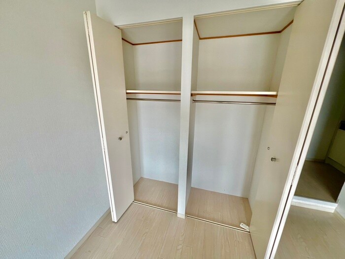 物件内観写真13　(収納)