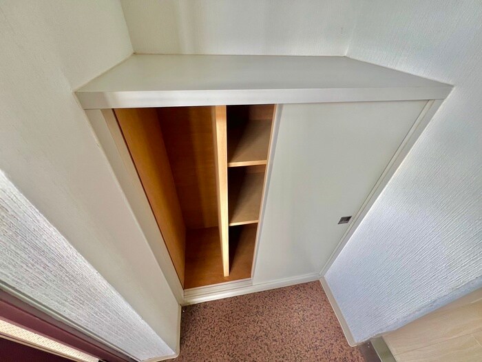 物件内観写真20　(玄関)