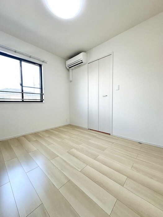 物件内観写真10　(居室)