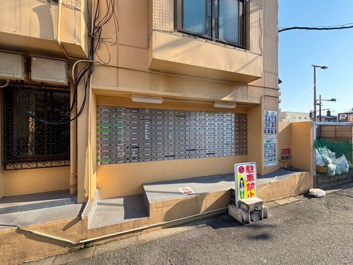 物件外観写真4　(建物設備)