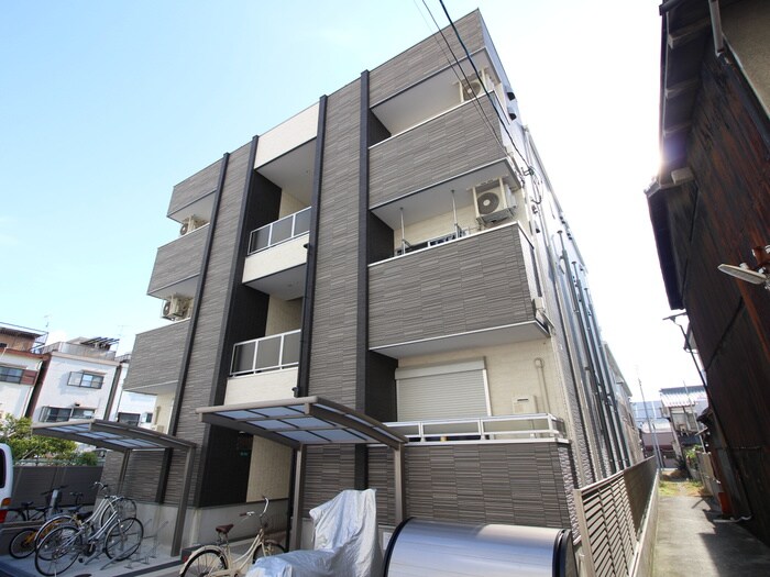 物件外観写真1　(外観写真)