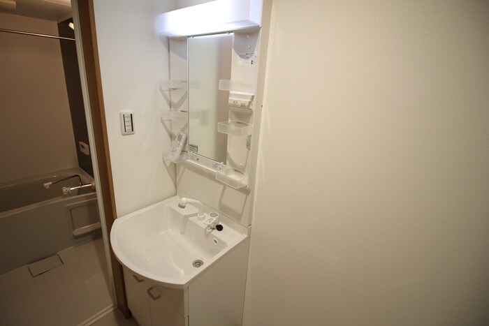 物件内観写真10　(洗面)