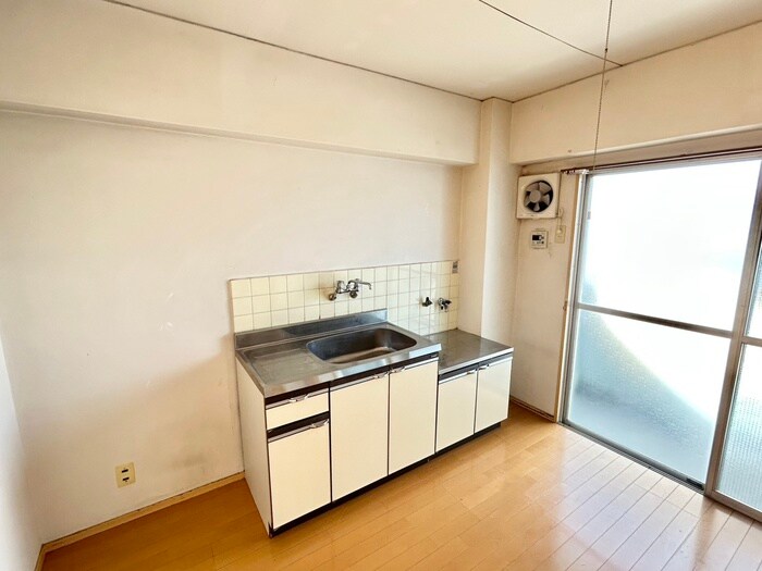 物件内観写真10　(キッチン)