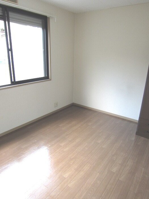 物件内観写真11　(居室)