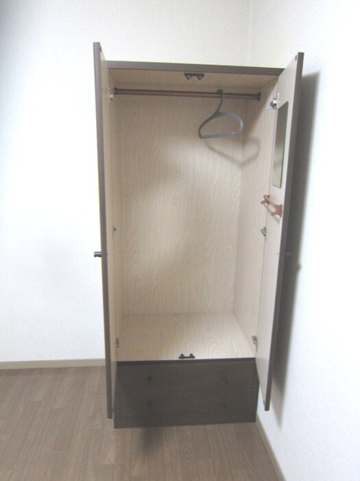 物件内観写真13　(収納)