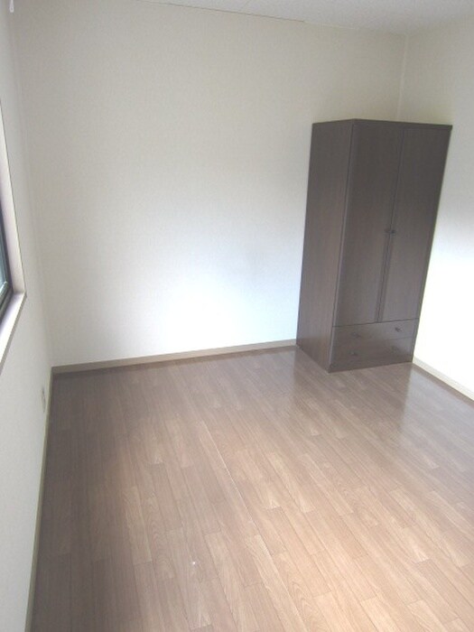 物件内観写真15　(居室)