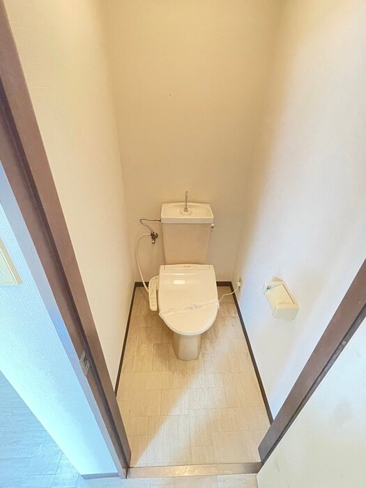 物件内観写真12　(トイレ)