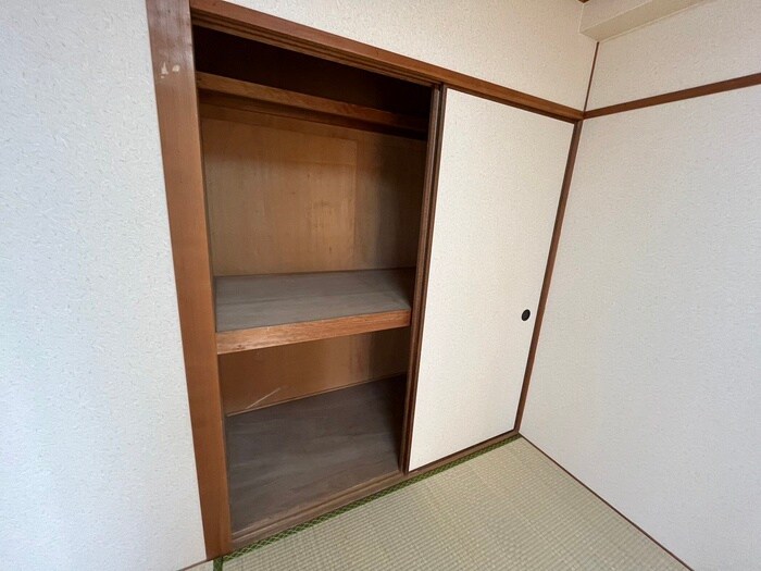 物件内観写真13　(収納)