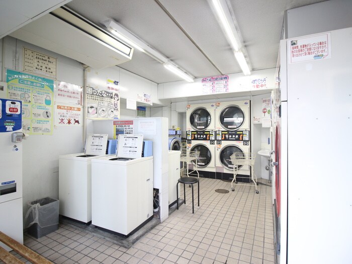 物件外観写真3　(建物設備)