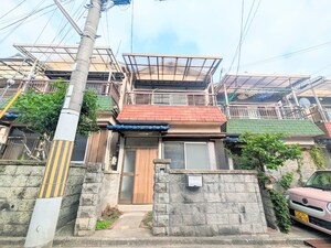 深井中町貸家外観写真