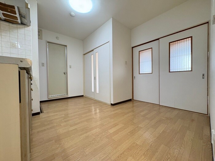 物件内観写真8　(居室)