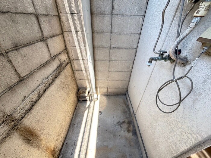 物件内観写真20　(洗濯機置場)